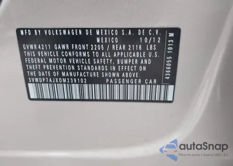 2013 Volkswagen Jetta 2.5L Se z USA, uszkodzony, nr VIN 3VWDP7AJXDM239102